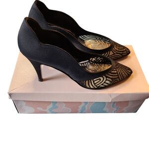 Vintage Jacques Levine Bette Black Satin Mesh Pump Party Heels Size 8N